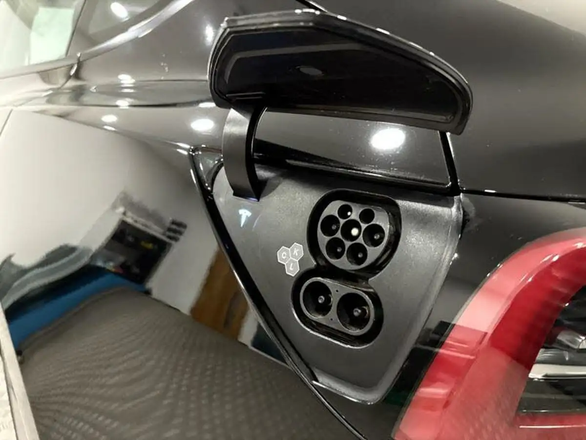 2023-tesla-model-3-e-long-range-346bhp-big-53