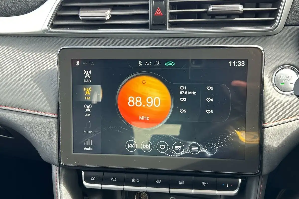 2024-mg-zs-suv-10t-gdi-exclusive-big-9