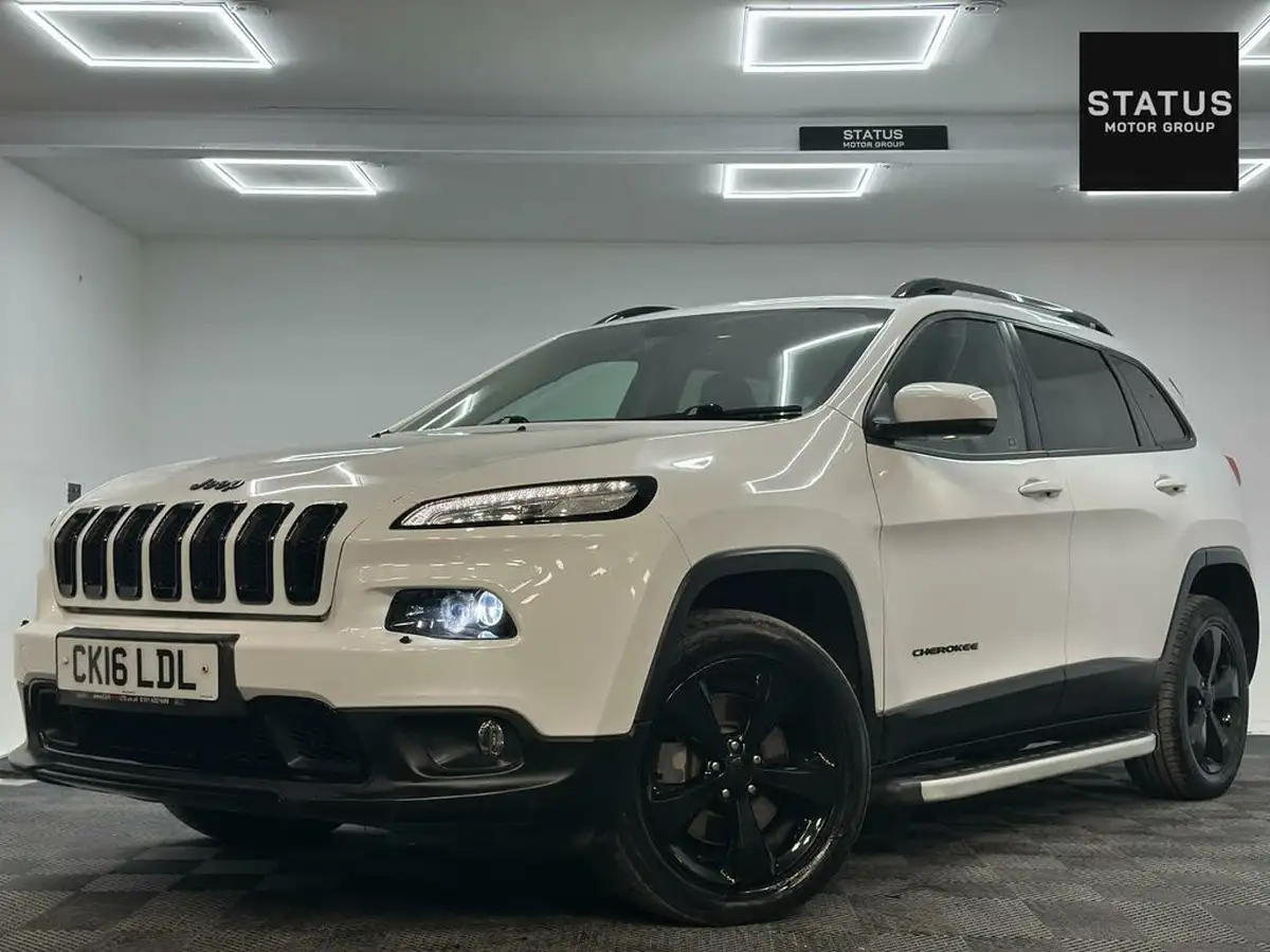 2016-jeep-cherokee-22multijet-ii-night-eagle-big-6