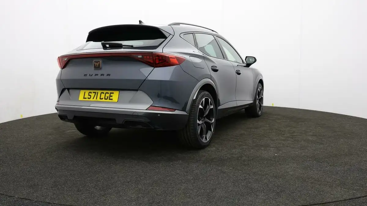 2021-cupra-formentor-14-e-hybrid-v2-big-75