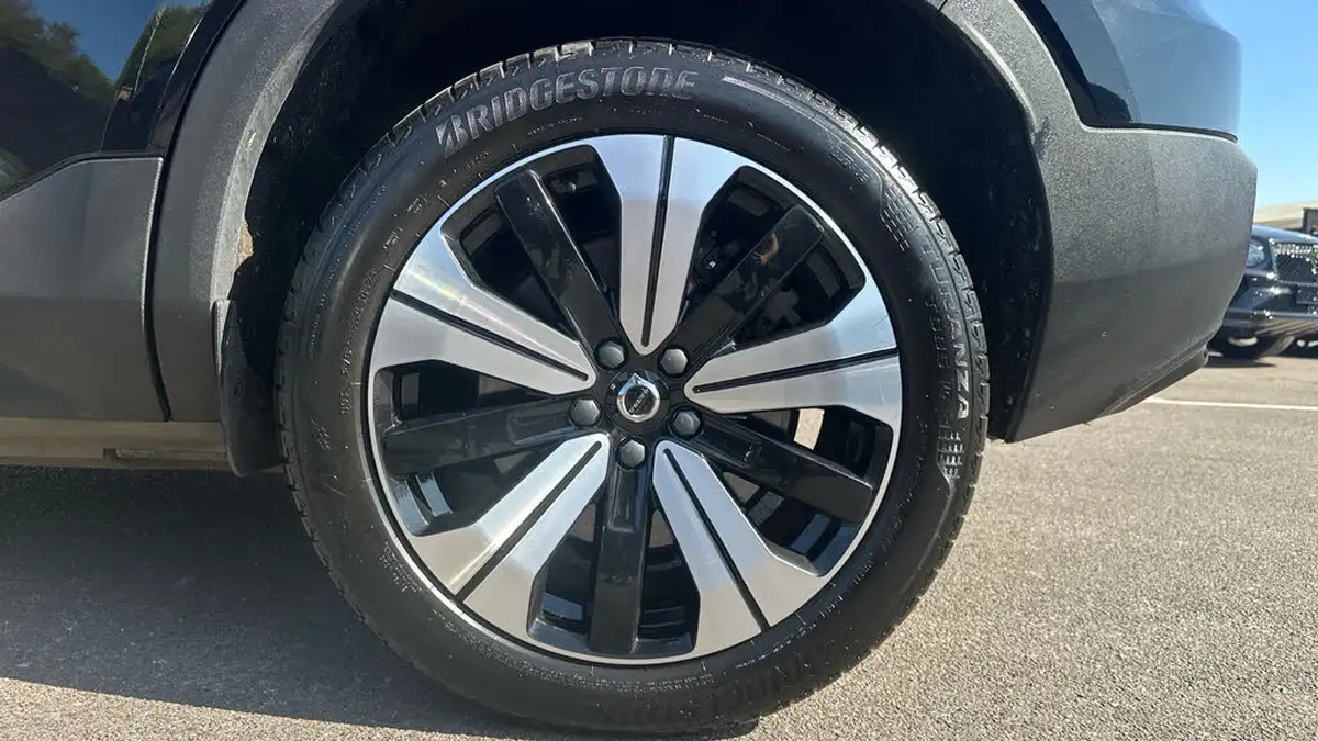2022-volvo-xc40-e-twin-recharge-plus-big-17