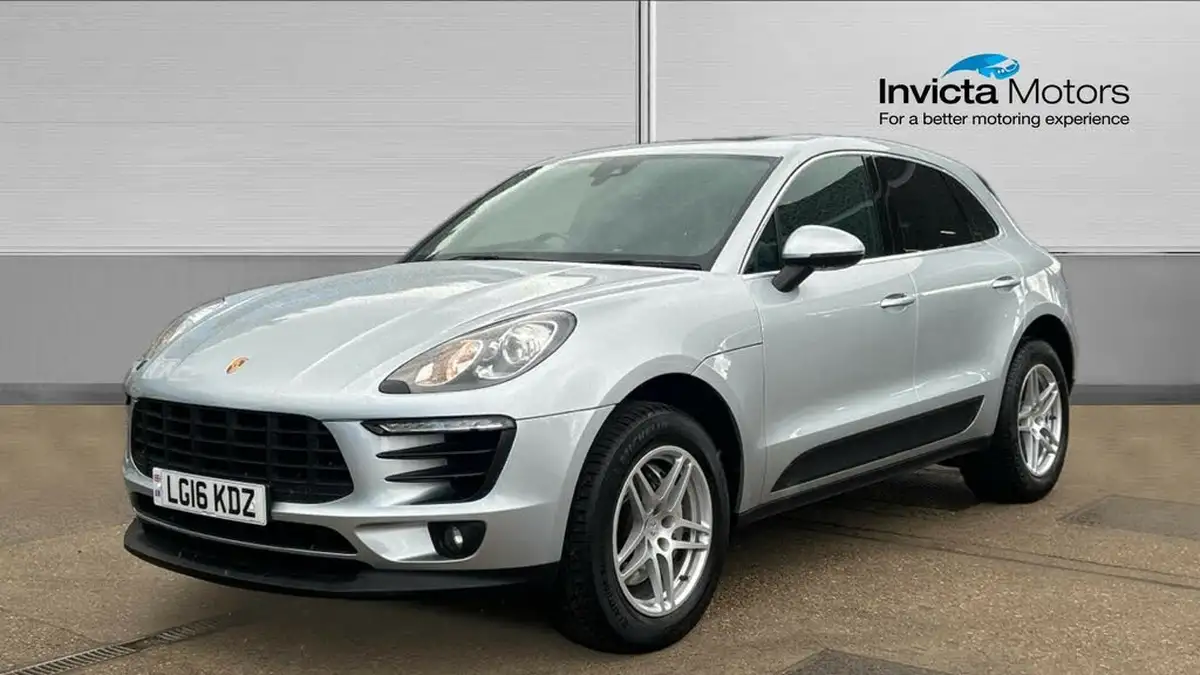 2016-porsche-macan-30-s-big-6