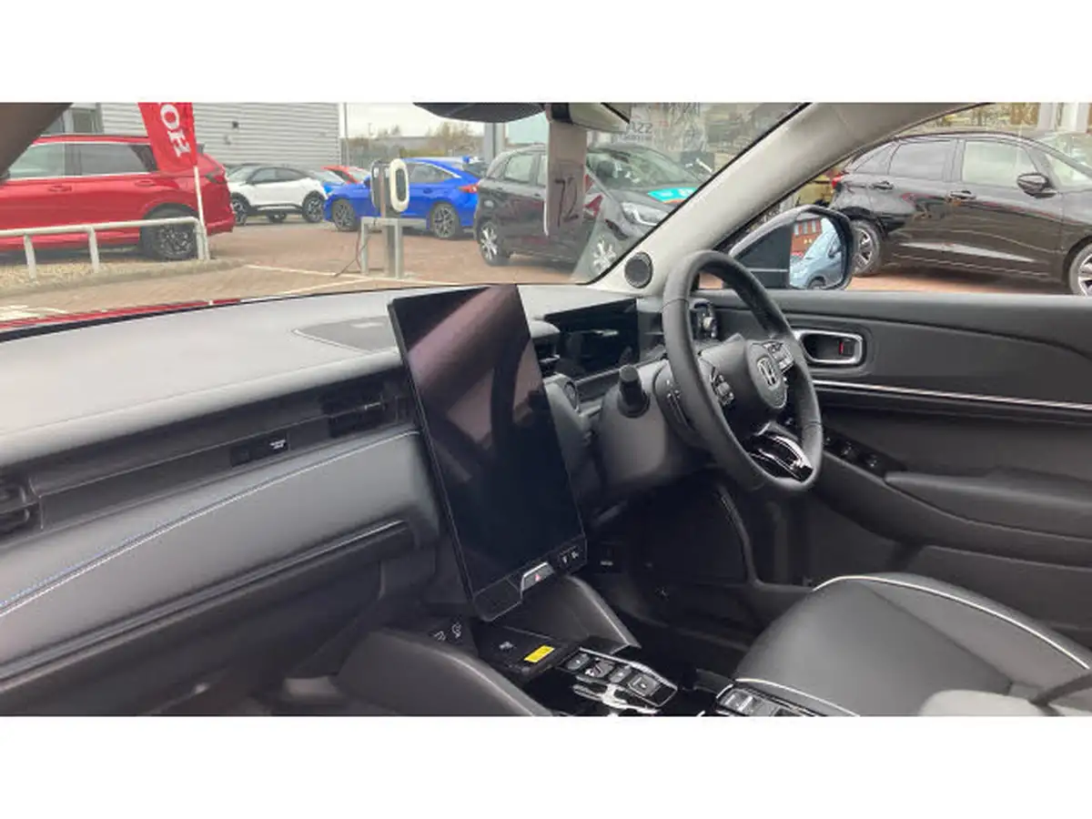 2024-honda-eny1-e-elegance-big-1