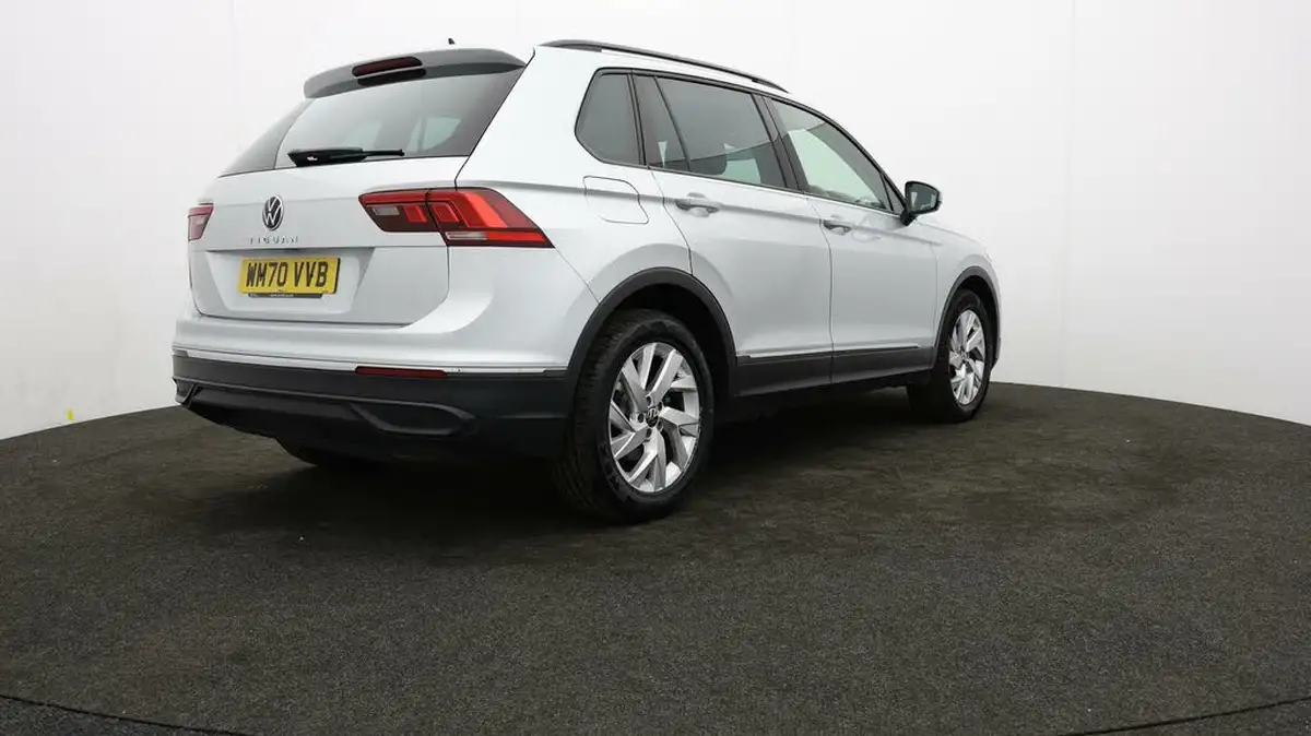 2021-volkswagen-tiguan-15-tsi-life-150ps-dsg-big-76