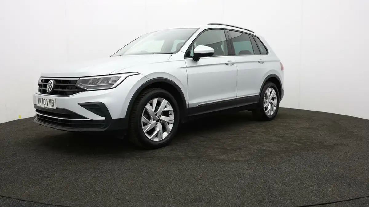 2021-volkswagen-tiguan-15-tsi-life-150ps-dsg-big-52