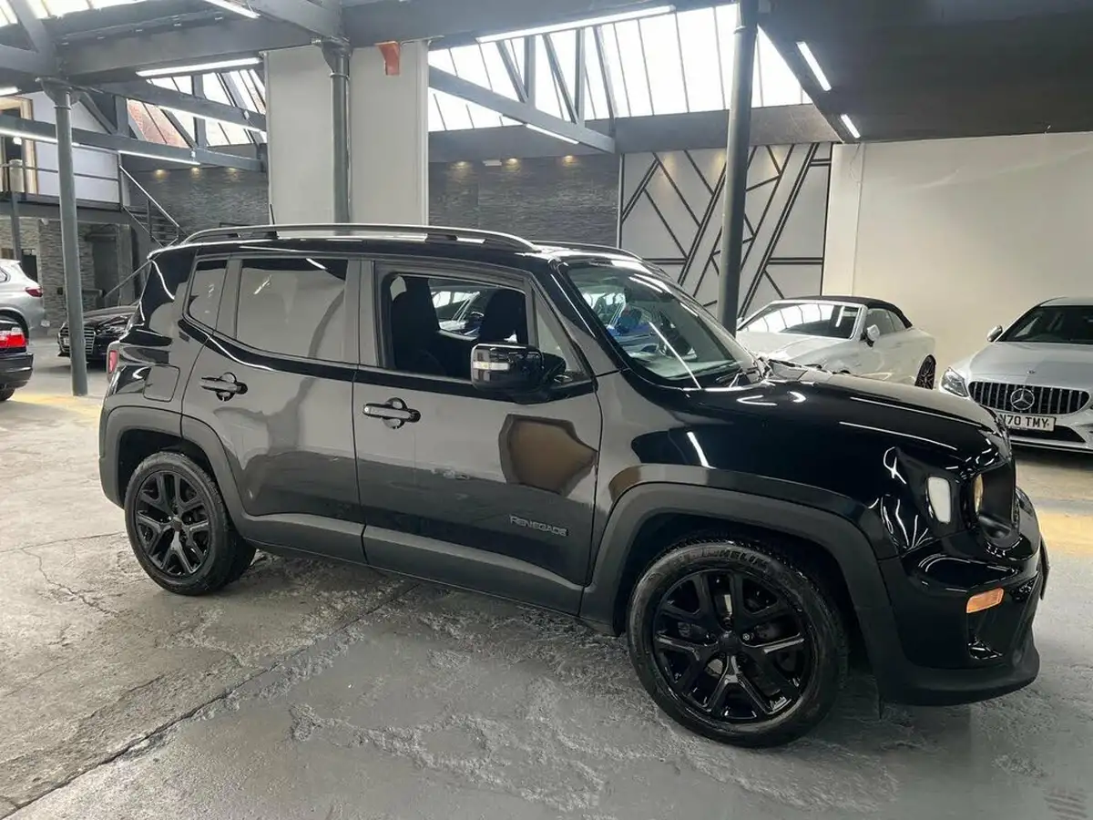 2020-jeep-renegade-10-gse-night-eagle-big-6