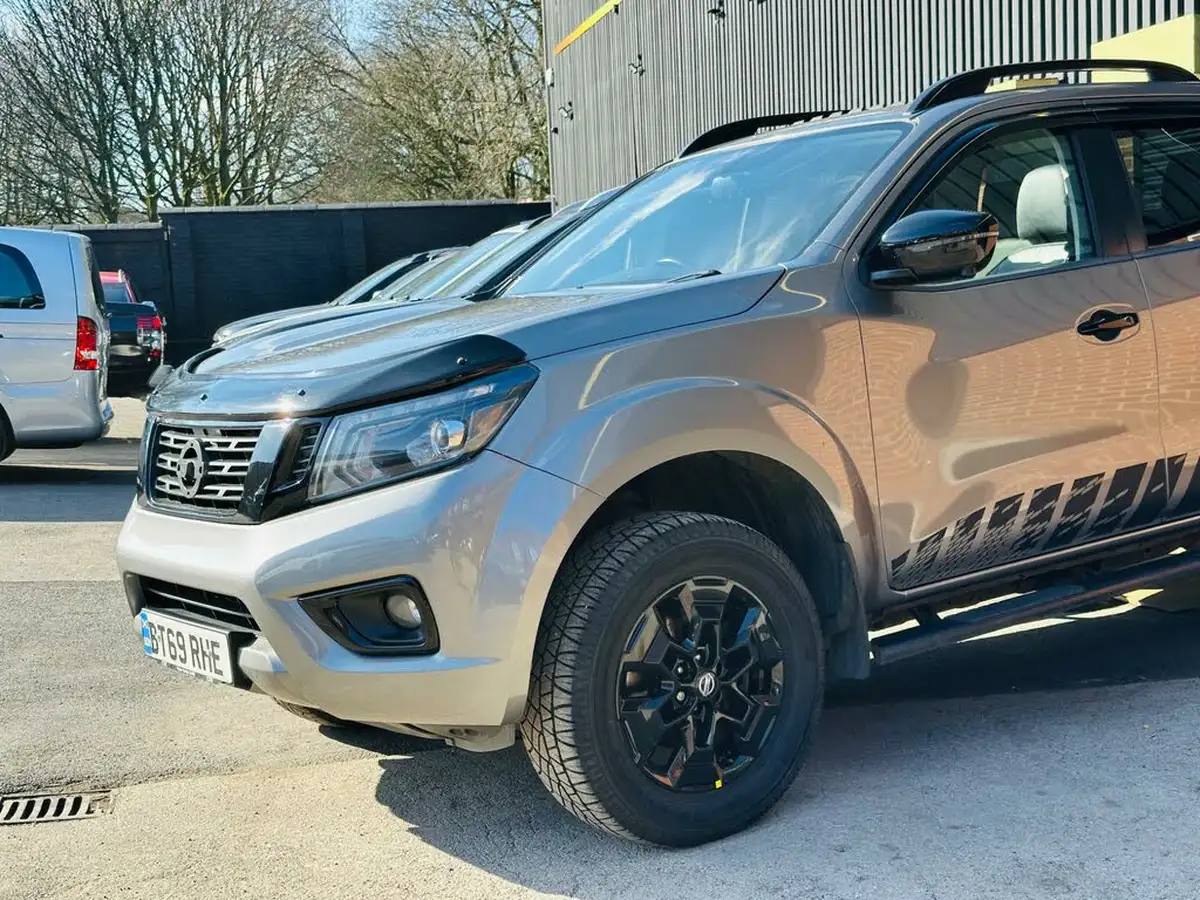 2019-nissan-navara-23dci-tt-n-guard-8-navileathersunroof-auto-big-30