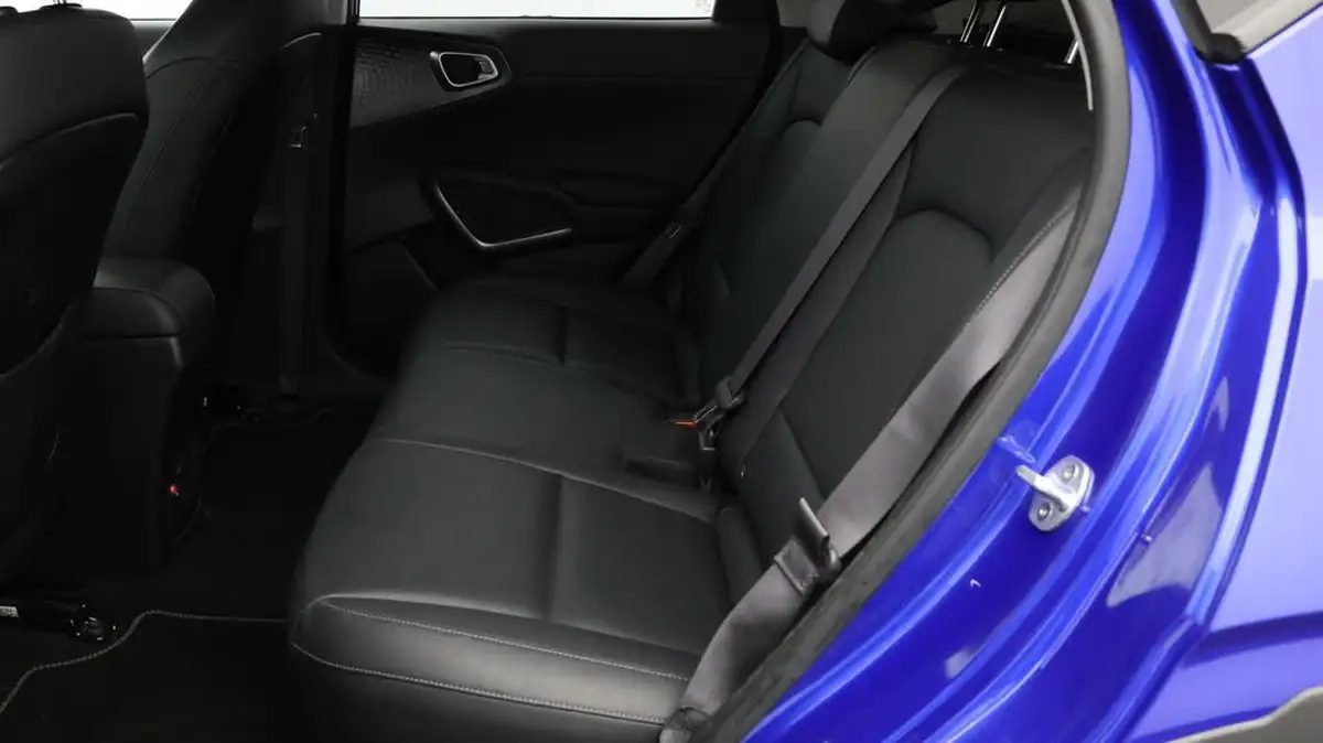 2021-kia-soul-ev-first-edition-big-15