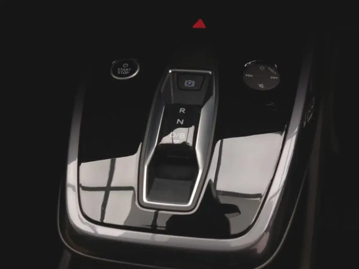 2021-audi-q4-e-tron-40e-s-line-station-wagon-big-16