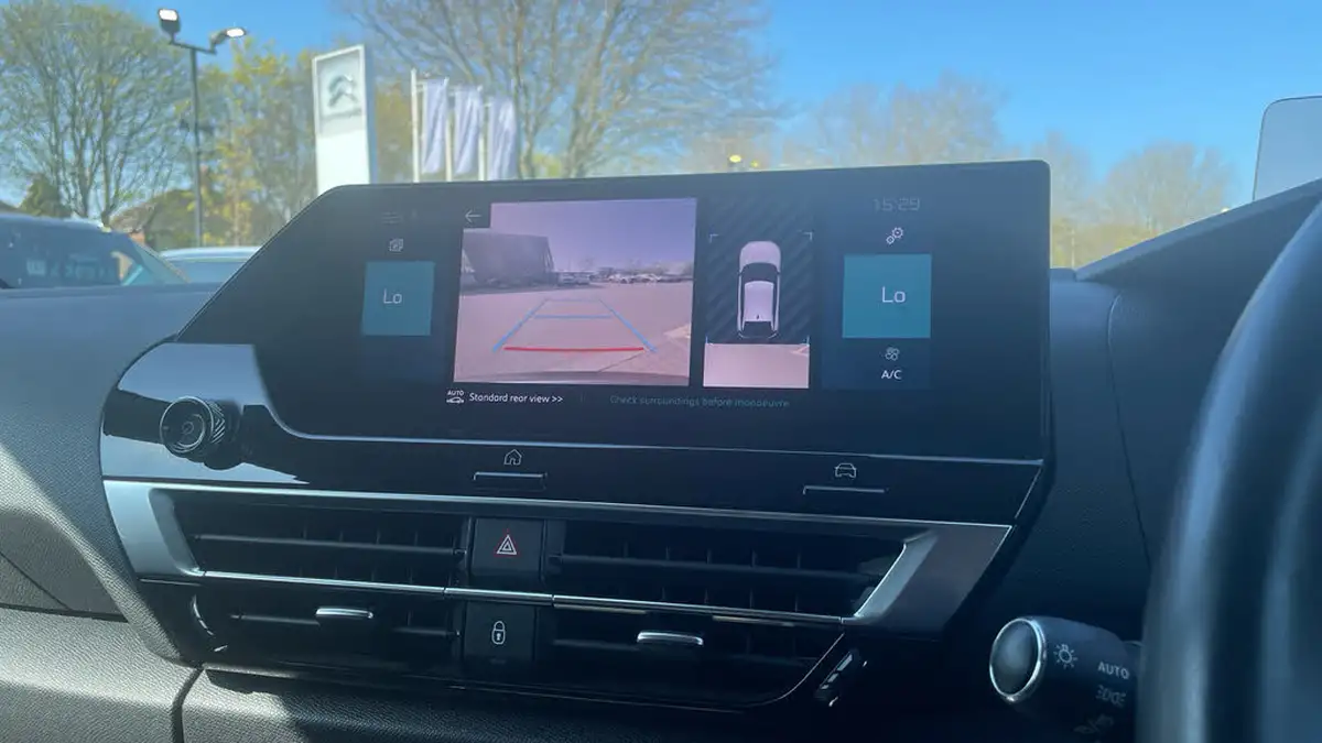 2021-citroen-c4-e-shine-plus-big-28