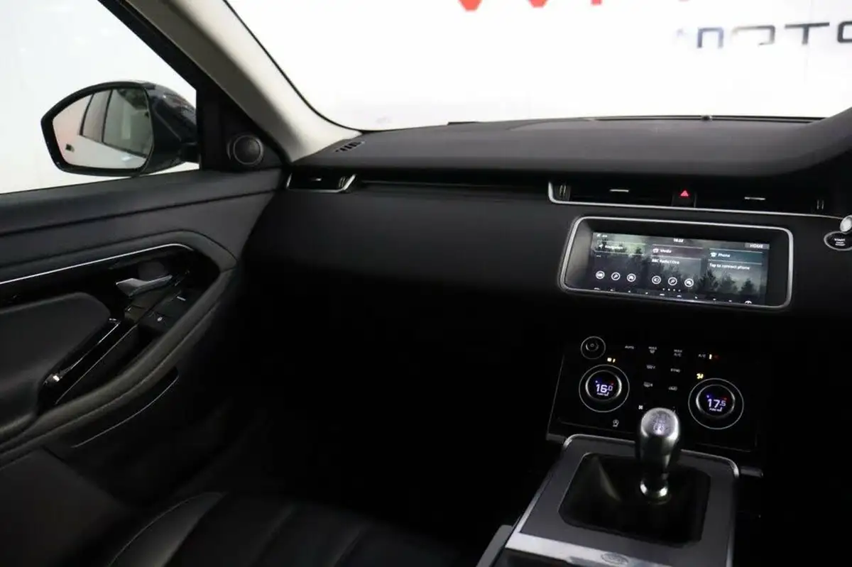 2020-land-rover-range-rover-evoque-20-d150-s-big-14