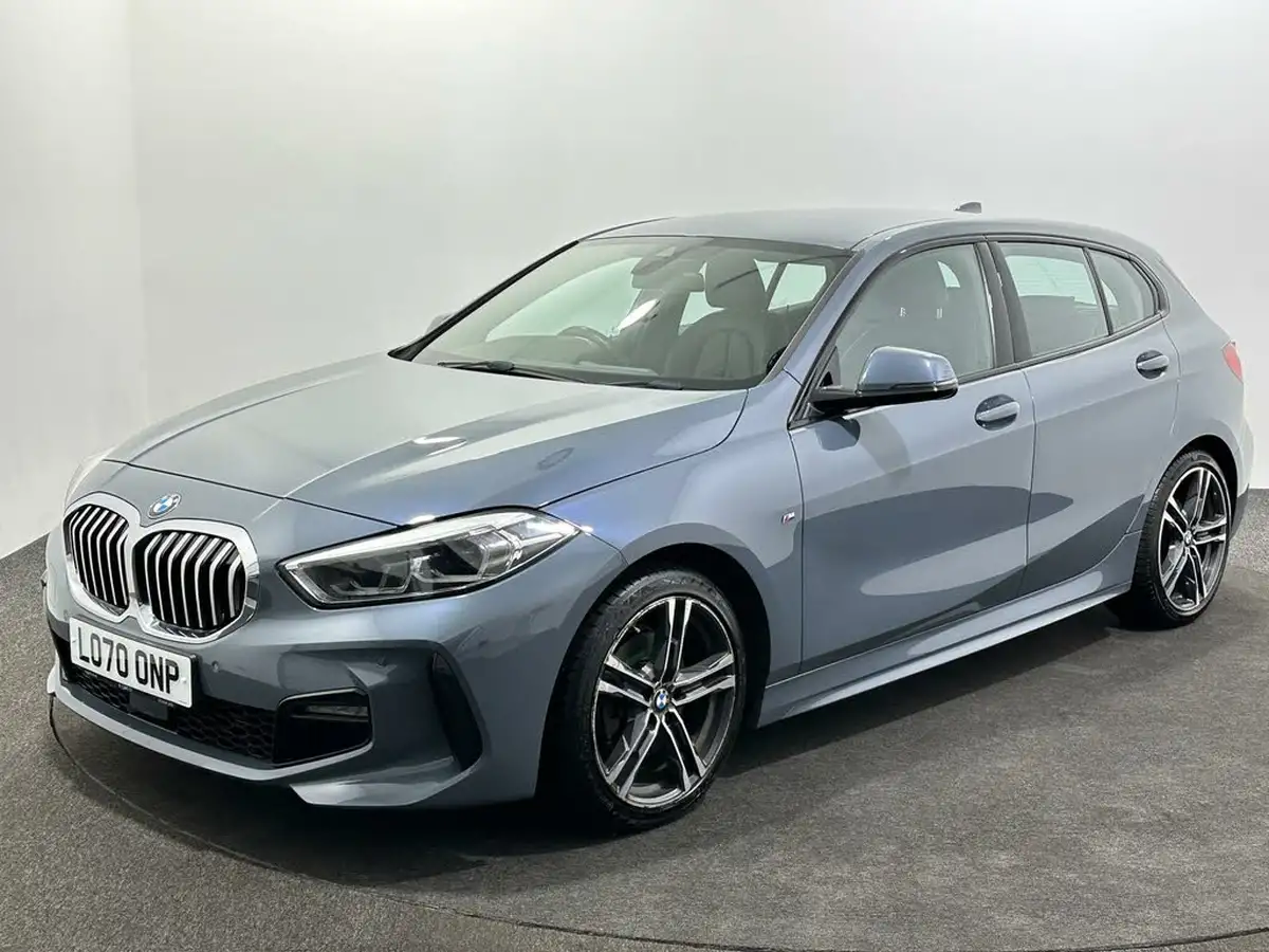 2021-bmw-1-series-15td-116d-m-sport-big-2