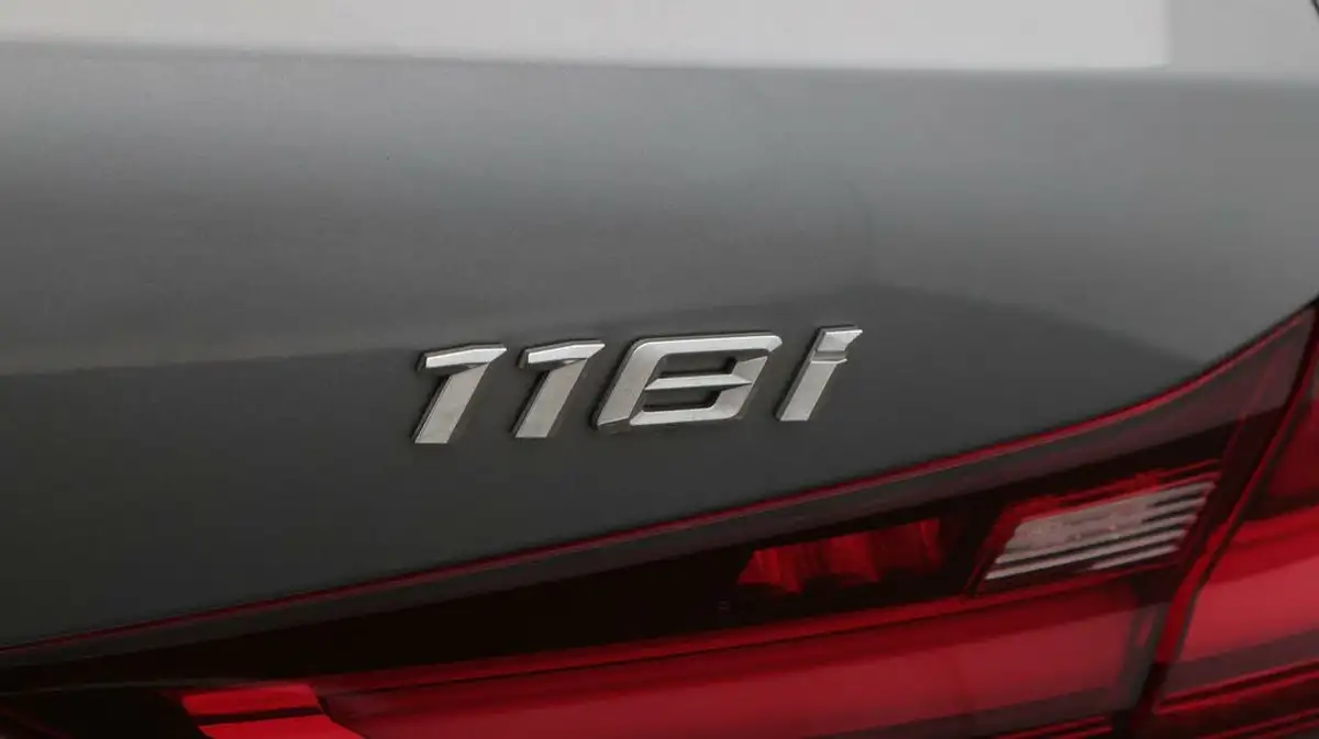 2023-bmw-1-series-15-118i-m-sport-lcp-dct-big-22