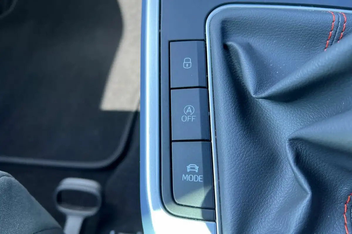 2023-seat-arona-10-tsi-fr-sport-big-11