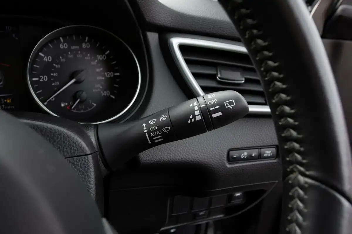 2018-nissan-qashqai-13-dig-t-tekna-160ps-big-18