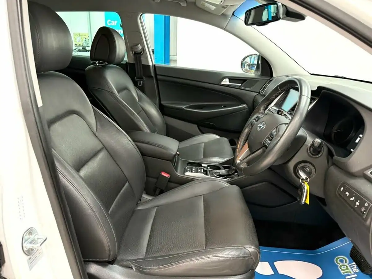 2017-hyundai-tucson-17crdi-blue-drive-premium-141ps-dct-big-16