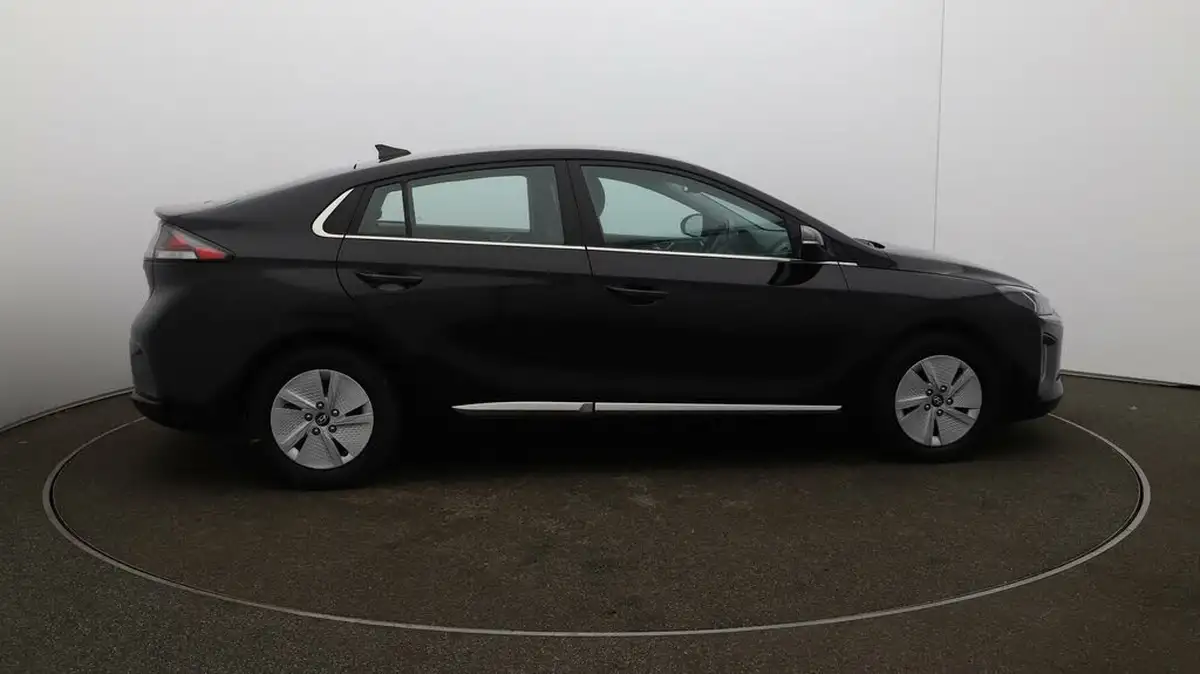 2021-hyundai-ioniq-16-gdi-premium-hybrid-big-42