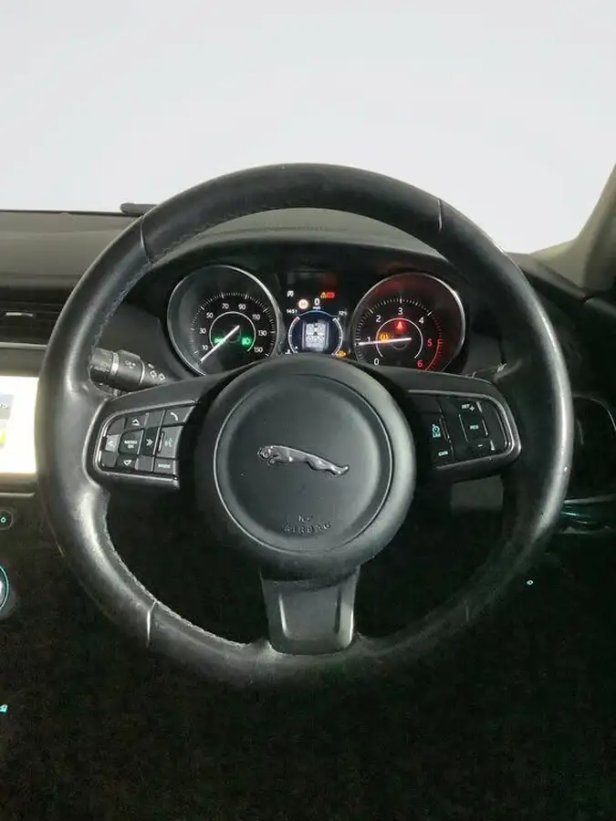 2018-jaguar-e-pace-20-i4d-s-awd-ss-auto-big-14