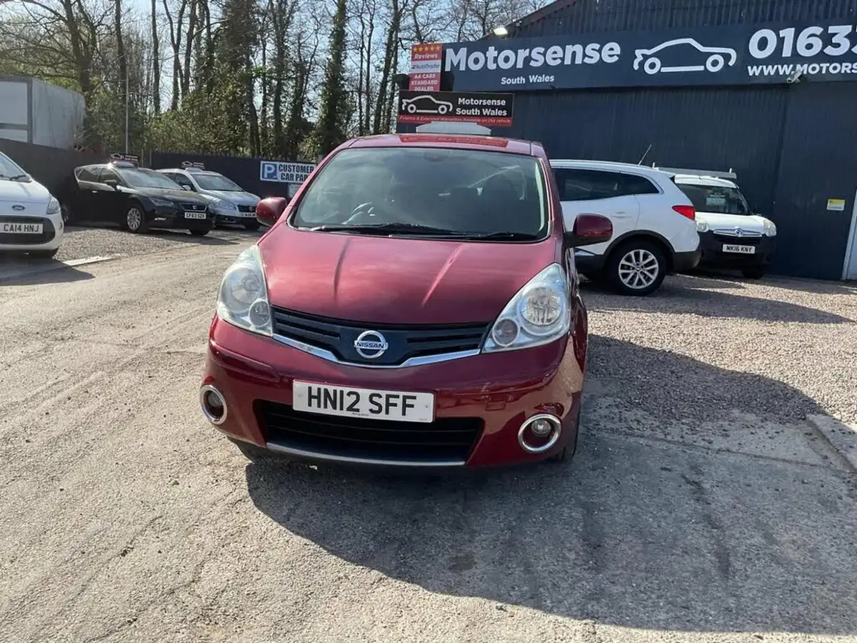 2012-nissan-note-15td-n-tec-big-38