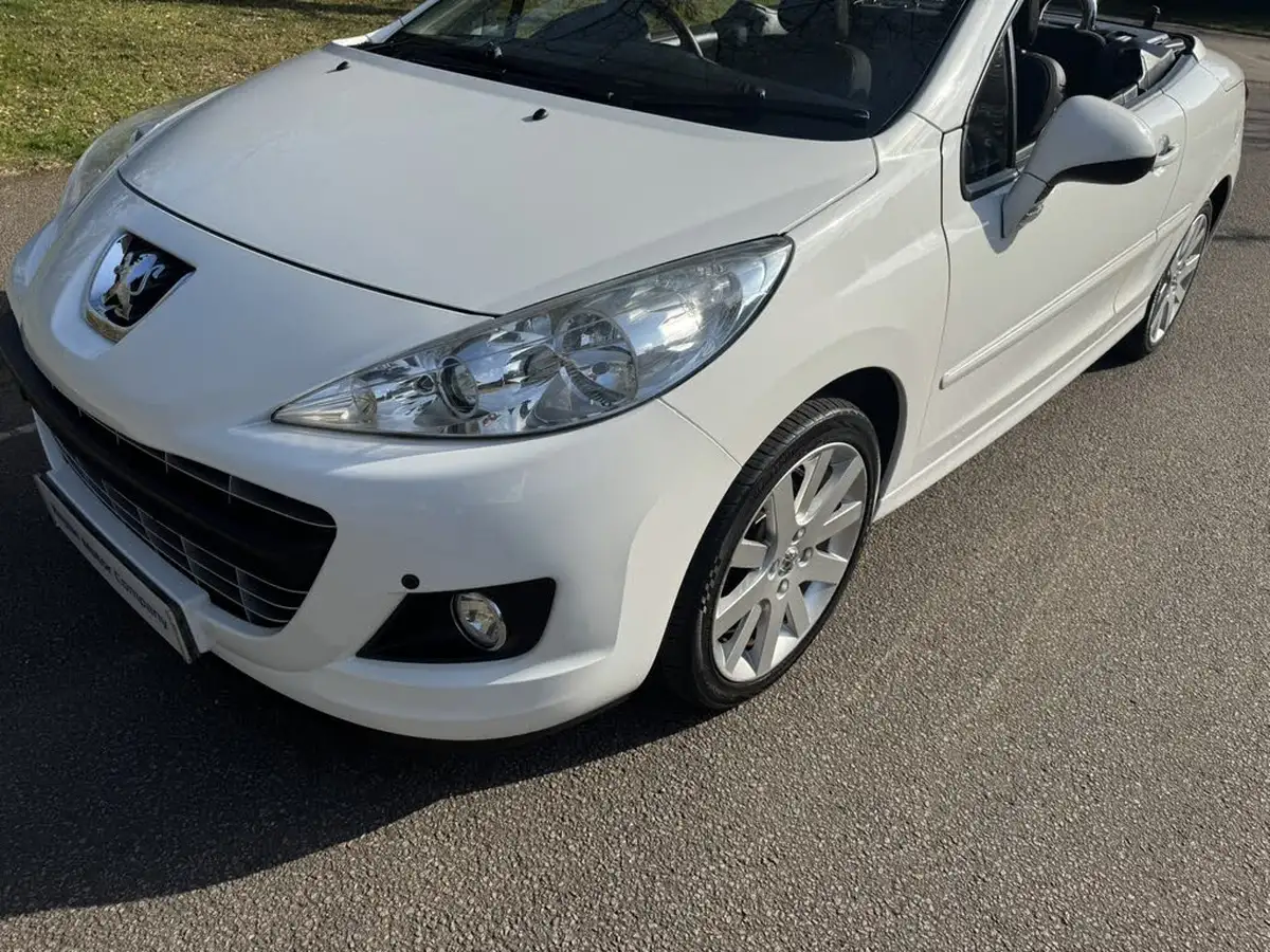 2010-peugeot-207-cc-16-gt-vti-120-09-big-26