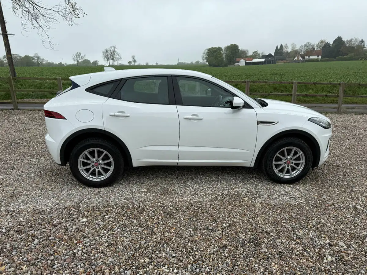 2018-jaguar-e-pace-20-i4d-r-dynamic-150ps-big-5