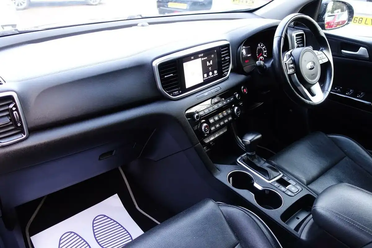 2019-kia-sportage-16crdi-48v-dct-big-16