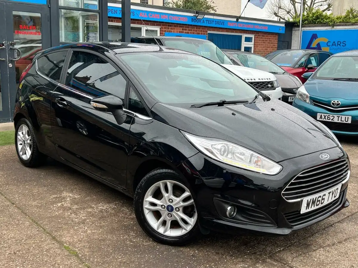 2016-ford-fiesta-125-zetec-3d-big-46