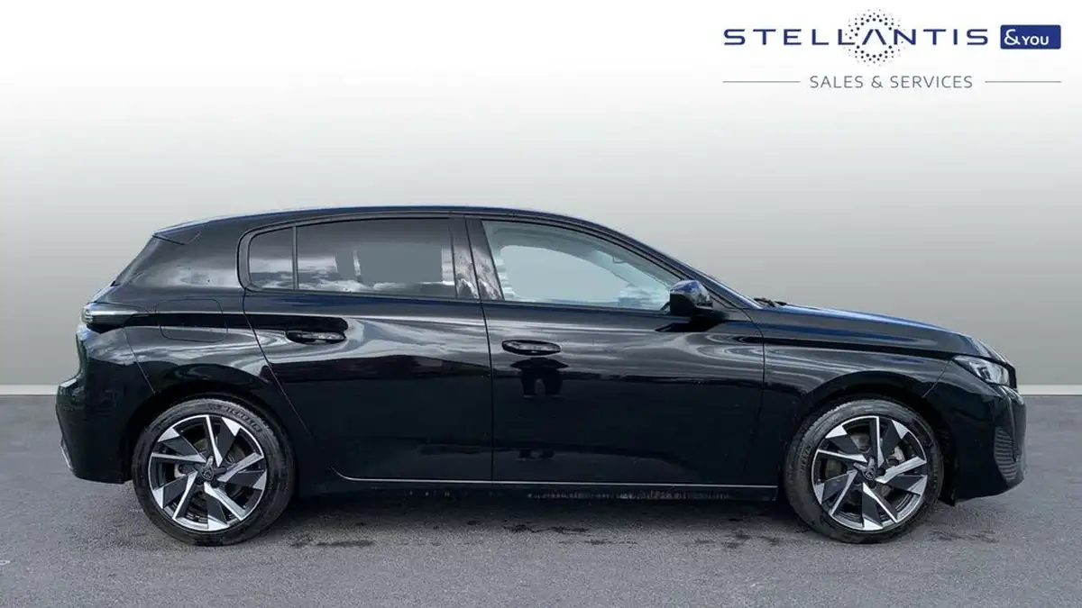 2023-peugeot-308-15-bluehdi-allure-premium-130ps-big-1