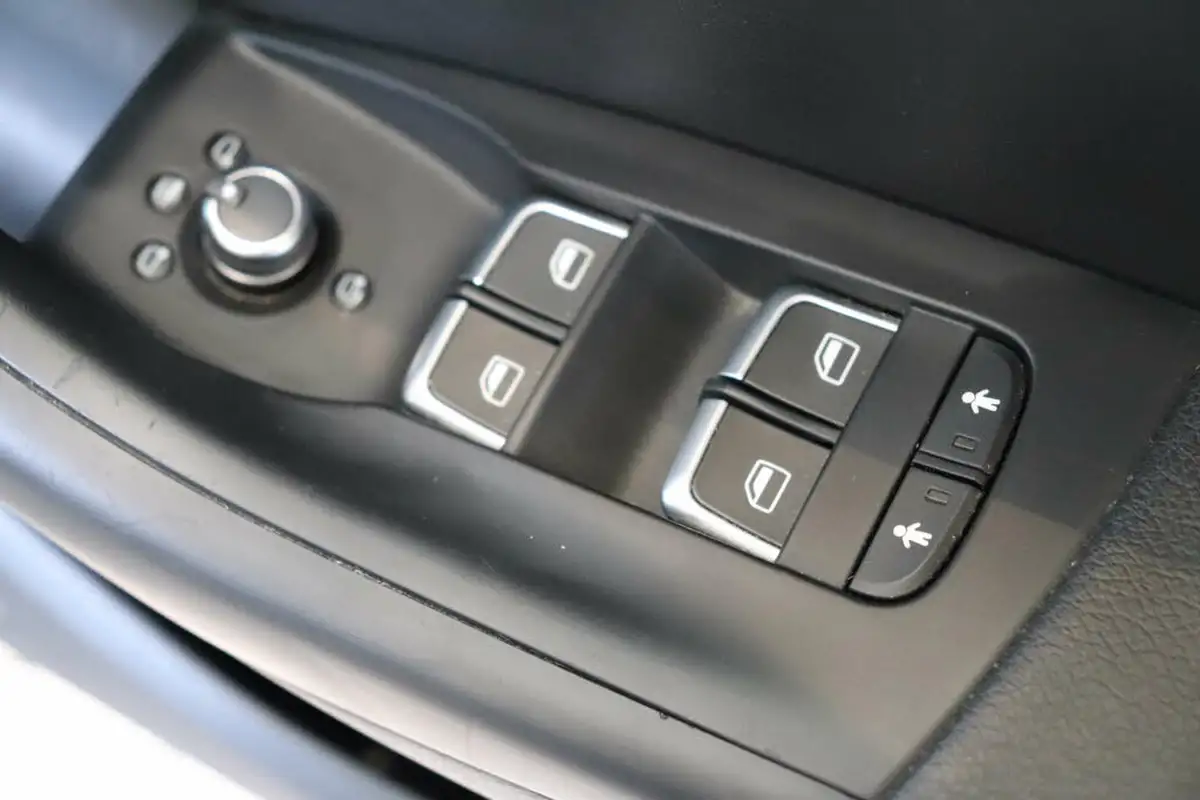2016-audi-q3-20-tfsi-quattro-s-line-plus-big-52