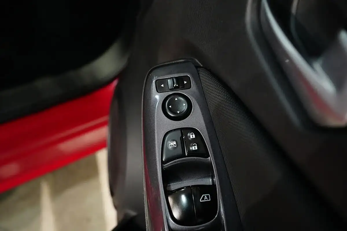 2021-nissan-juke-10-dig-t-acenta-big-23