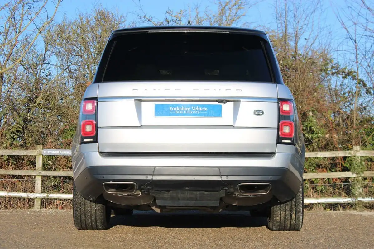 2019-land-rover-range-rover-30-sd-v6-vogue-big-41