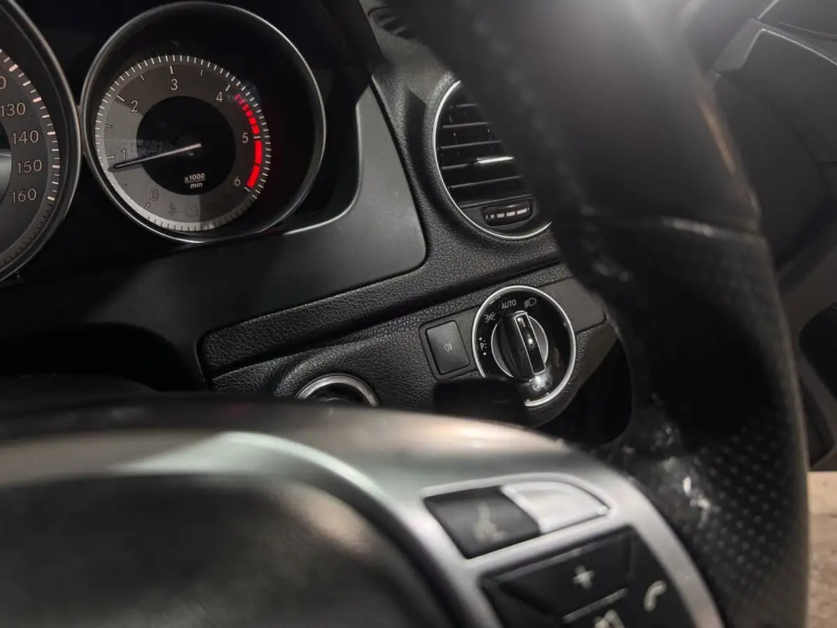 2015-mercedes-benz-c-class-21cdi-c220-cdi-amg-sport-edition-premium-plus-coupe-2d-7g-tronic-plus-big-30