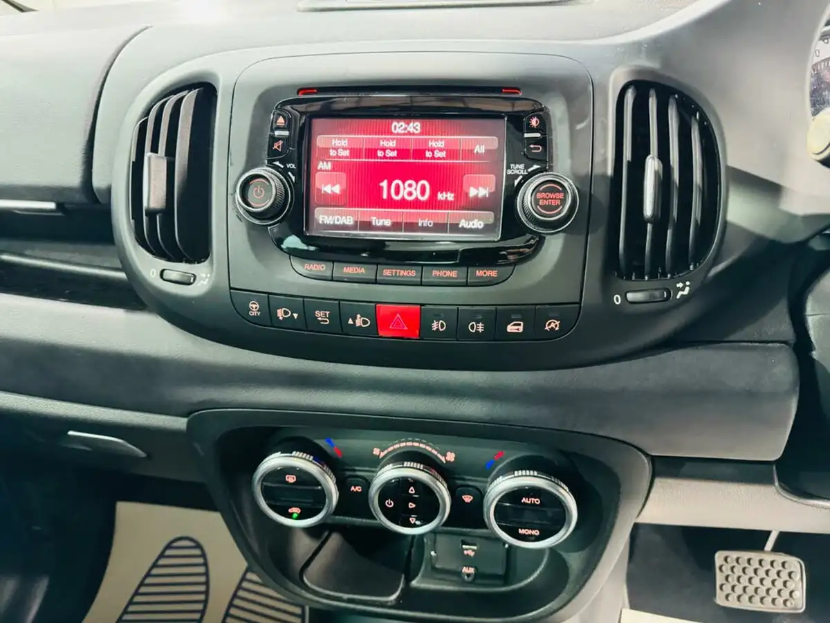2014-fiat-500l-13-multijet-lounge-mpw-7st-dualogic-big-17