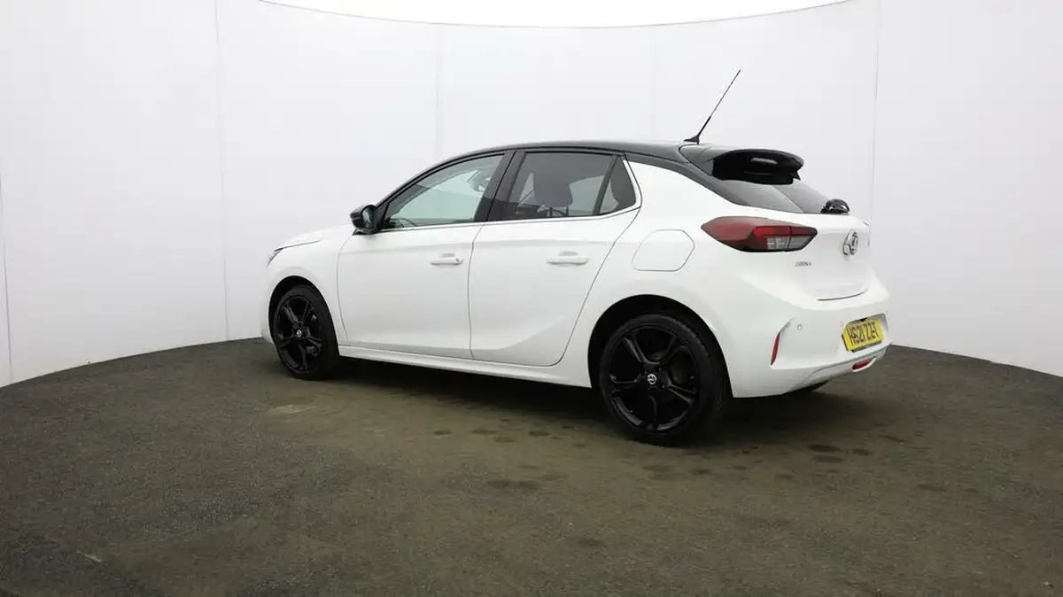 2021-vauxhall-corsa-12i-griffin-edition-big-4