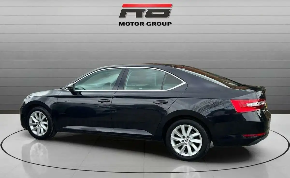 2017-skoda-superb-14-tsi-act-se-hatchback-dsg-big-22