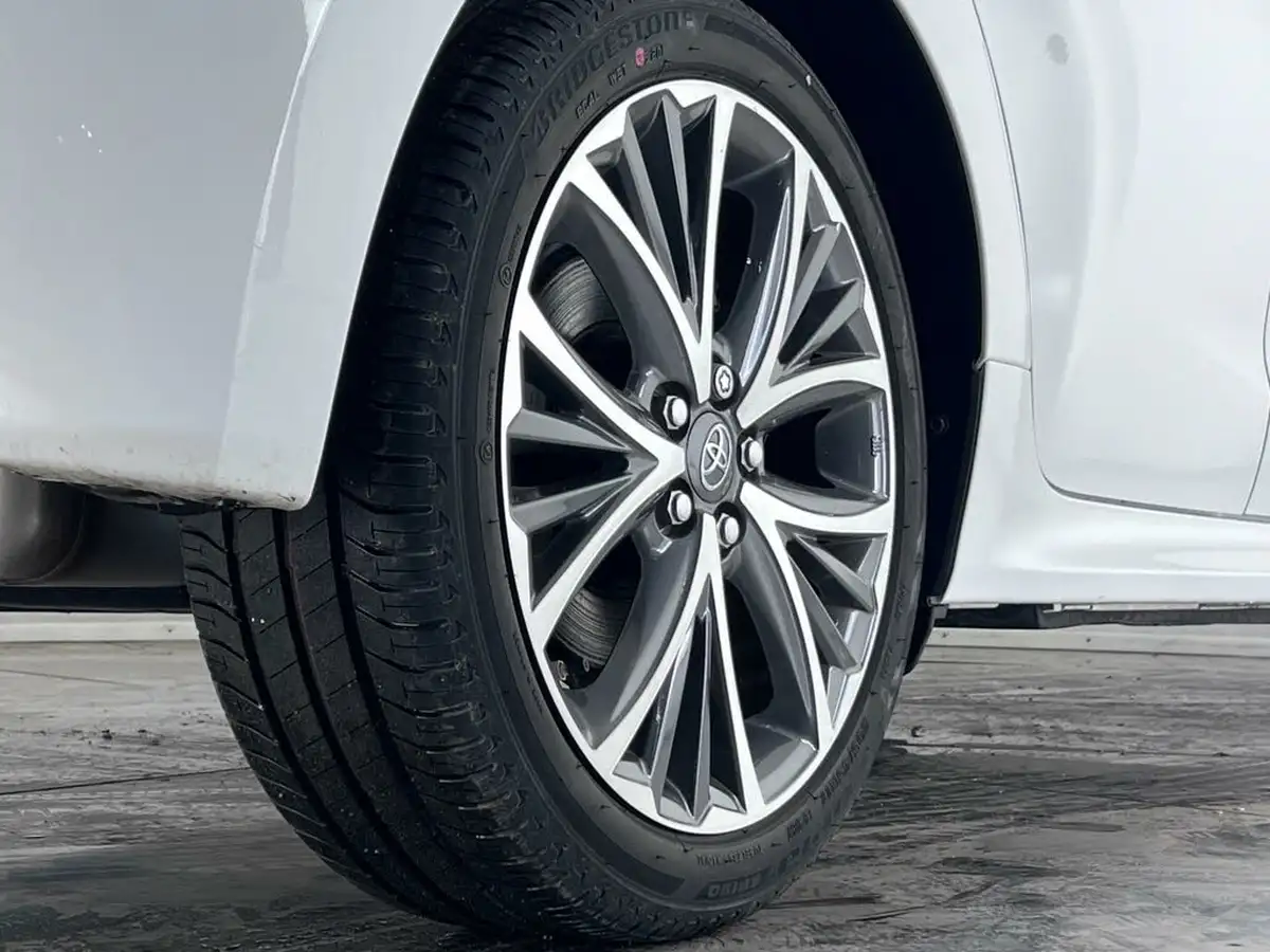 2021-toyota-yaris-15-vvt-i-excel-big-8