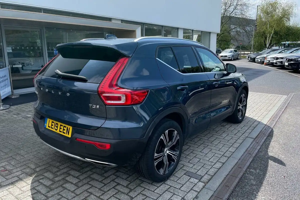2019-volvo-xc40-15-t3-inscription-pro-163bhp-geartronic-big-6