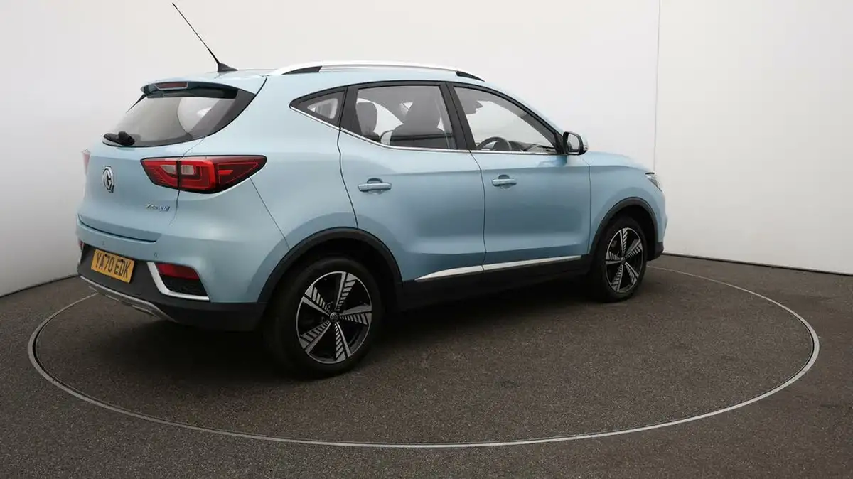 2021-mg-zs-suv-e-exclusive-ev-big-47