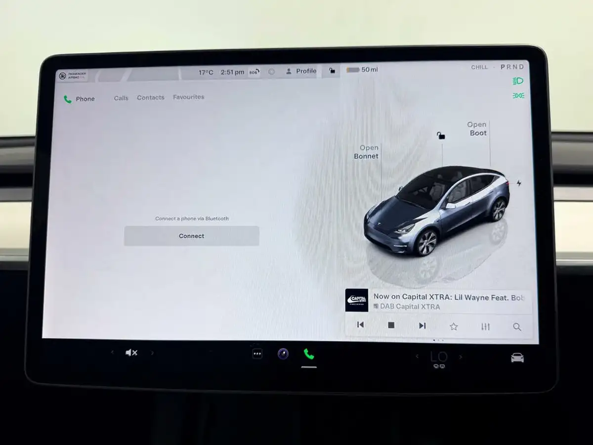2022-tesla-model-y-e-long-range-big-29