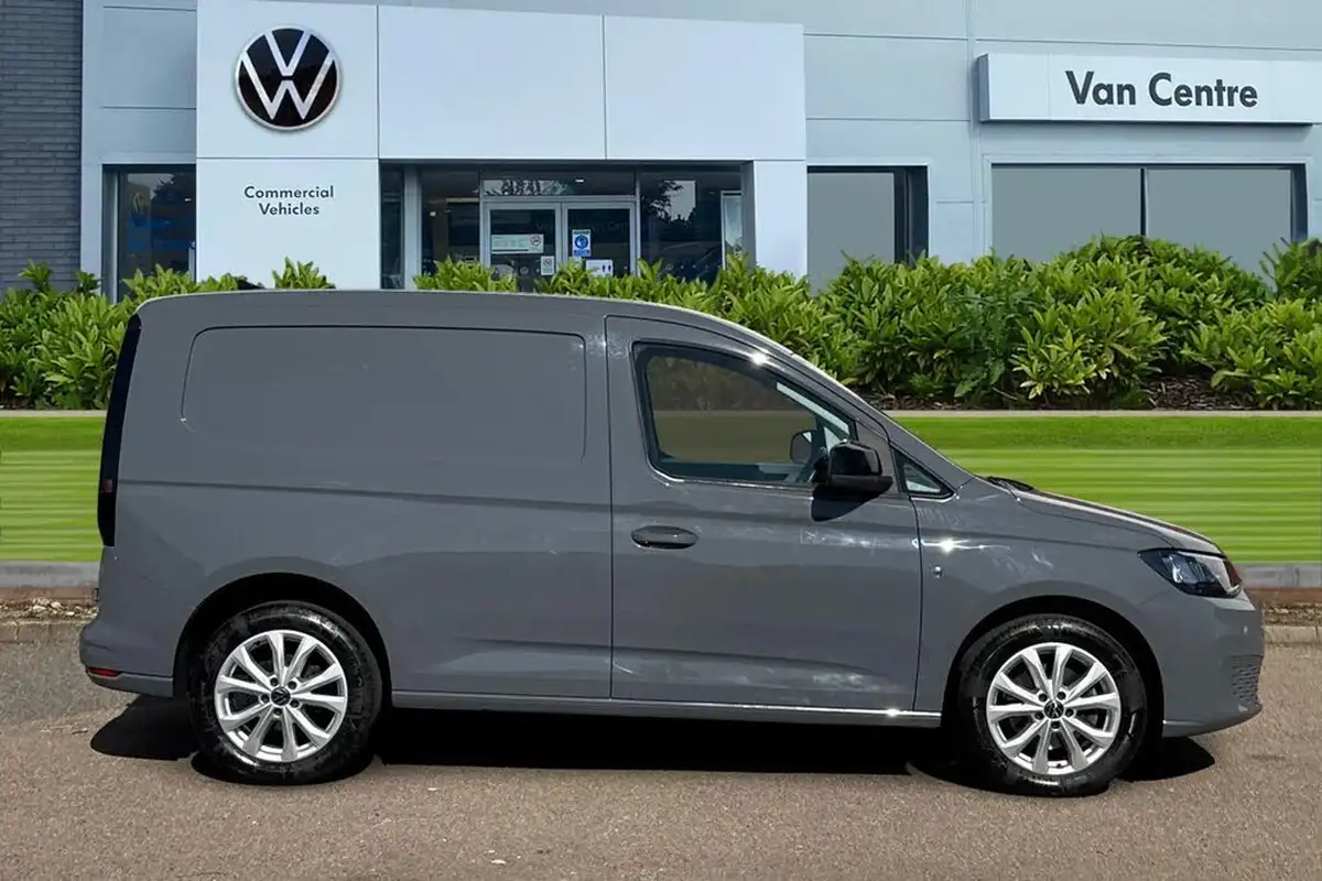 2023-volkswagen-caddy-20tdi-c20-cargo-commerce-pro-122pseu6d-big-2