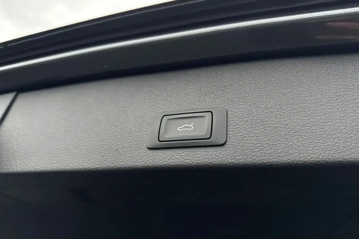 2023-audi-q2-15-35-tfsi-s-line-tronic-big-33