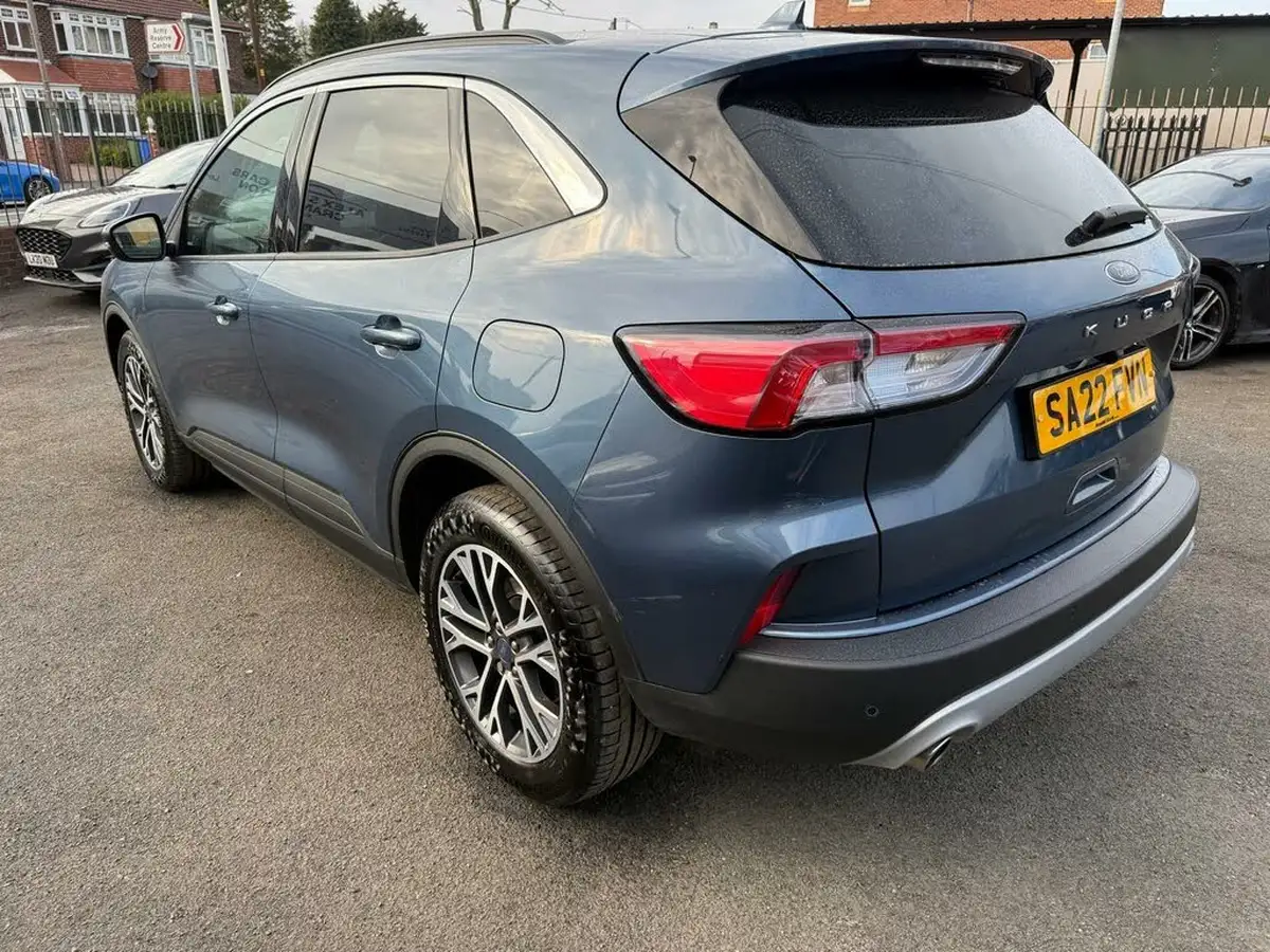 2022-ford-kuga-big-5