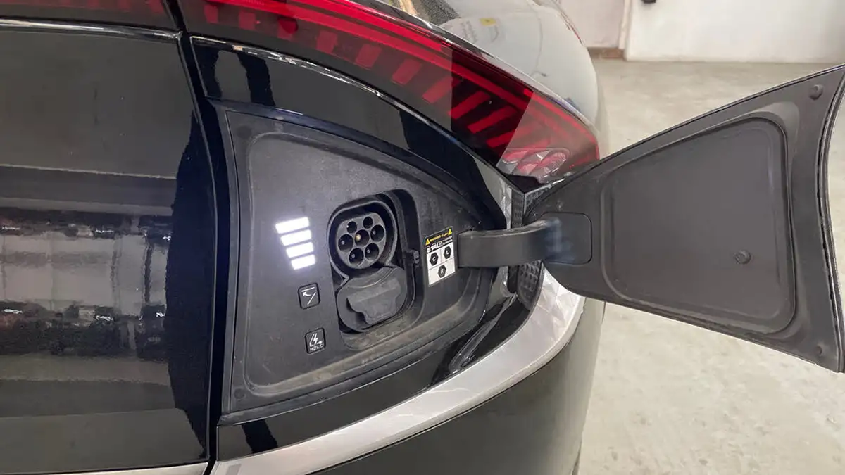 2022-kia-ev6-e-air-big-20