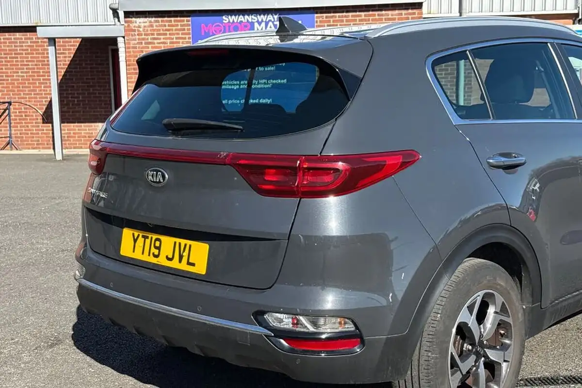 2019-kia-sportage-16-gdi-2-big-17