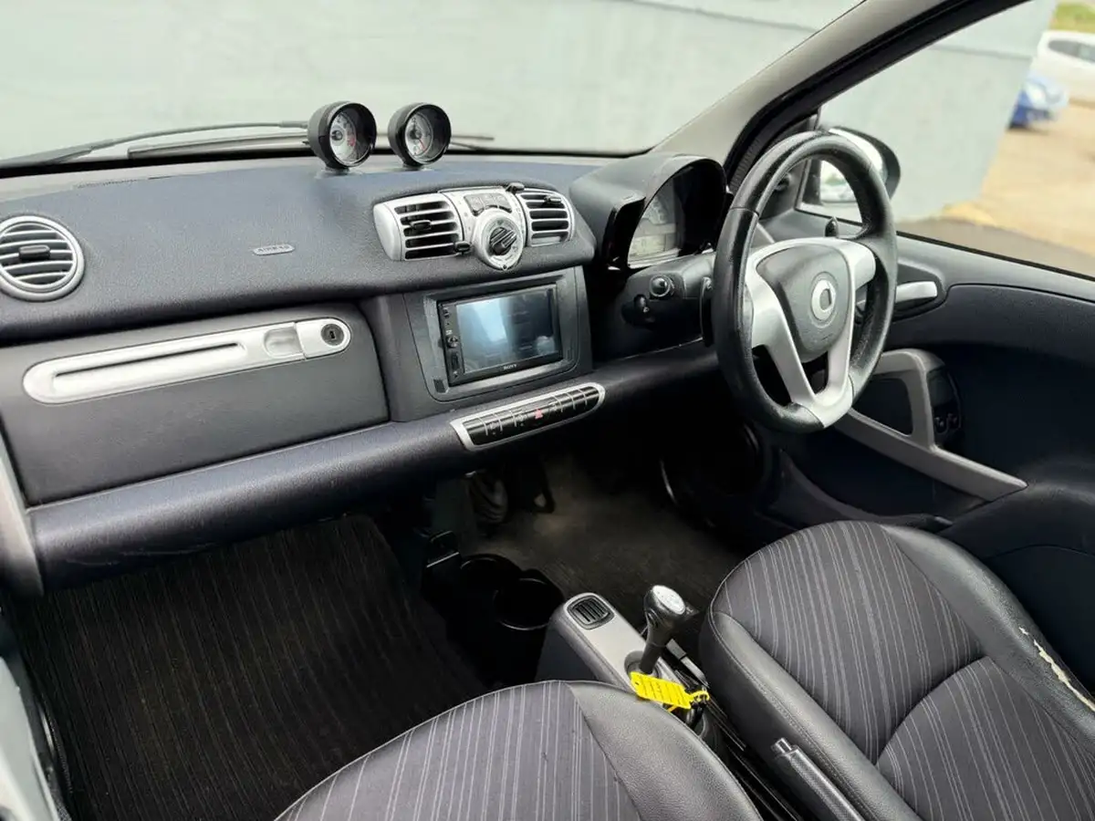 2014-smart-fortwo-10-pulse-83bhp-coupe-big-22