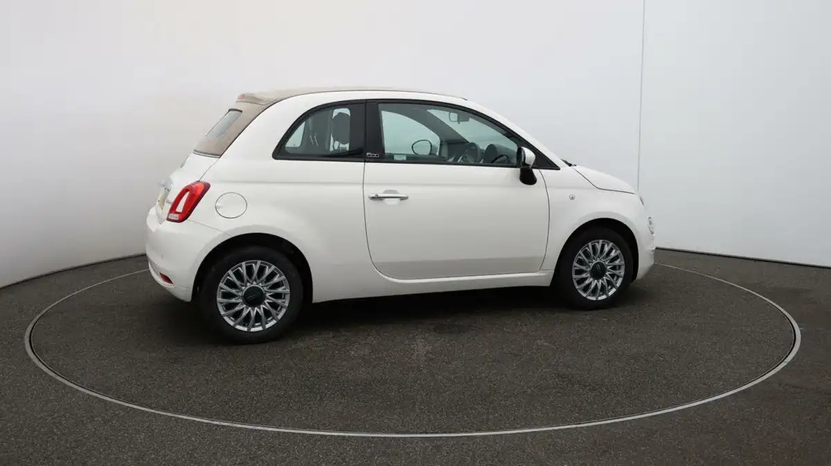2021-fiat-500c-10-lounge-big-45