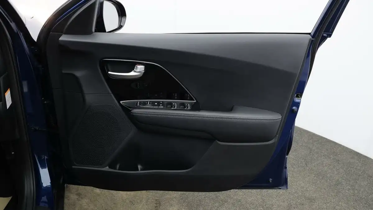 2020-kia-niro-16-gdi-2-big-14