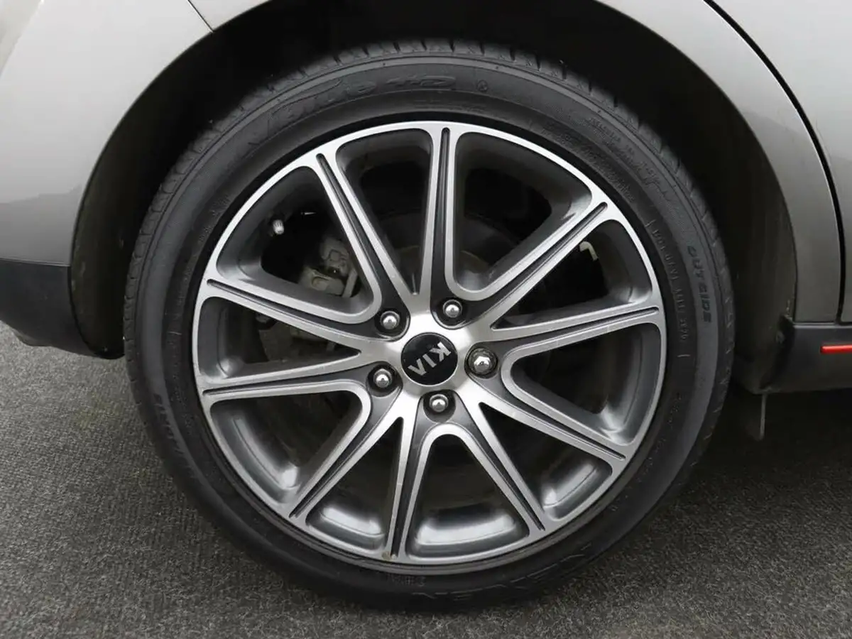 2018-kia-soul-16-t-gdi-sport-big-5