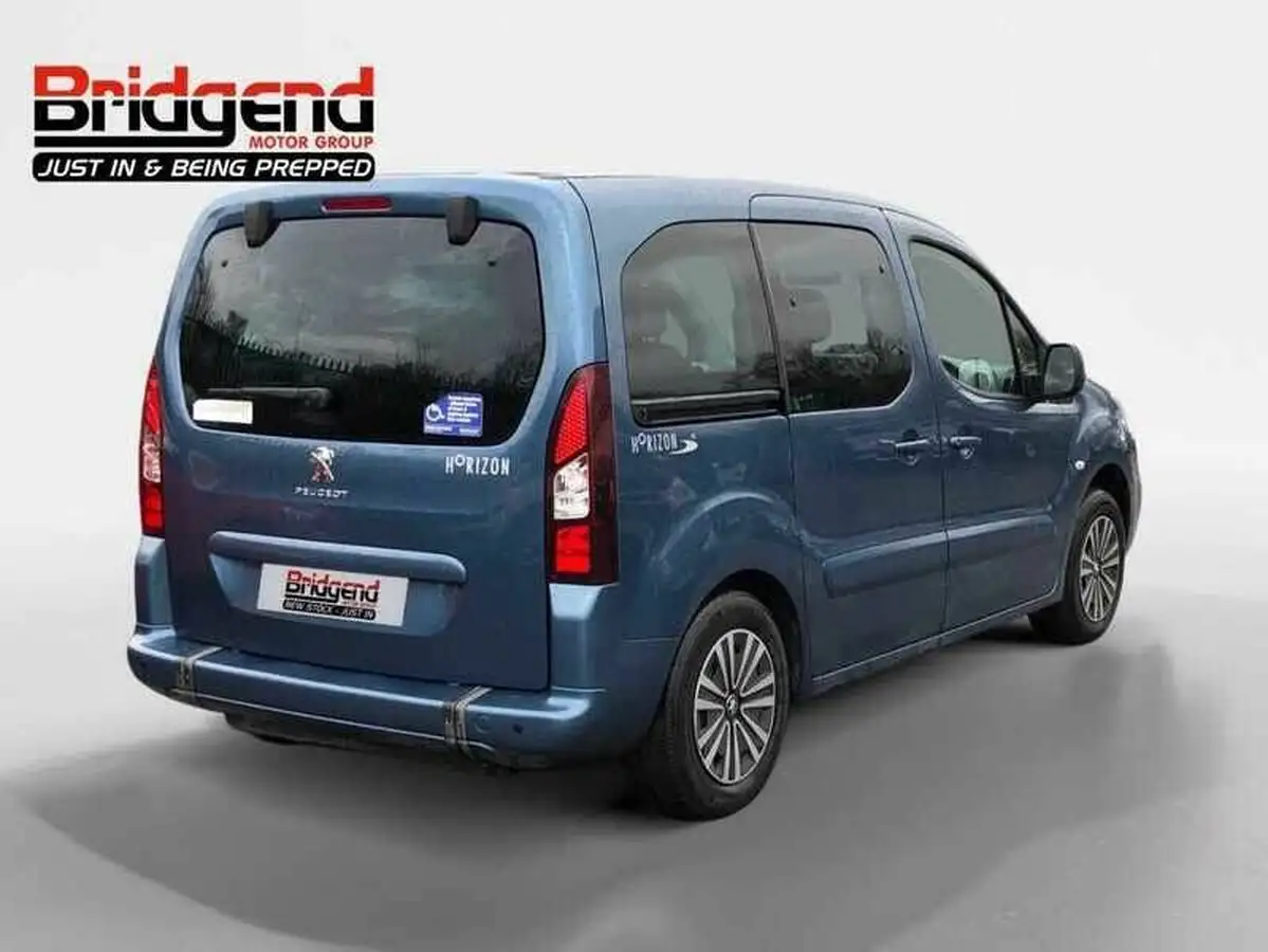 2017-peugeot-partner-big-2