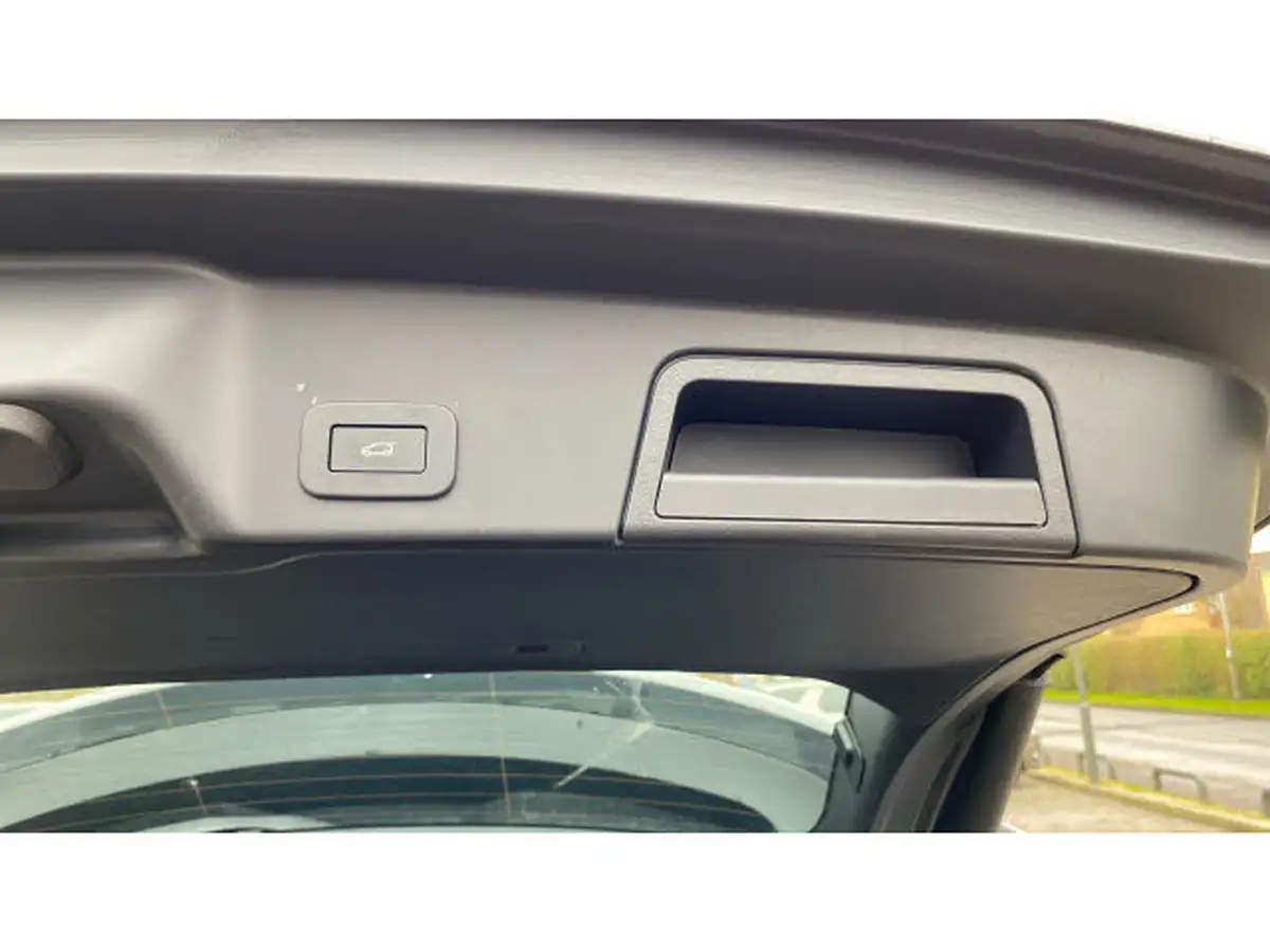 2024-land-rover-range-rover-evoque-15-p300e-dynamic-se-big-35